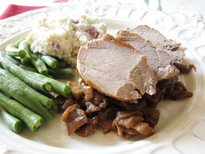 Post image for Pork Tenderloin with Apples and Onions