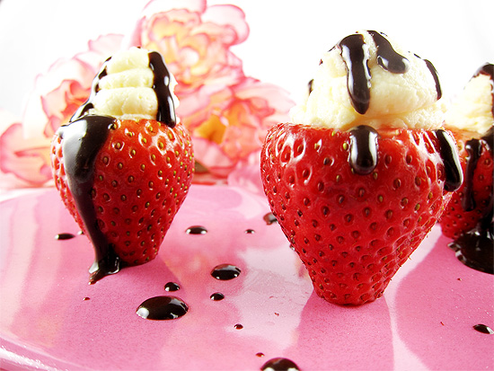 cheesecake_strawberries