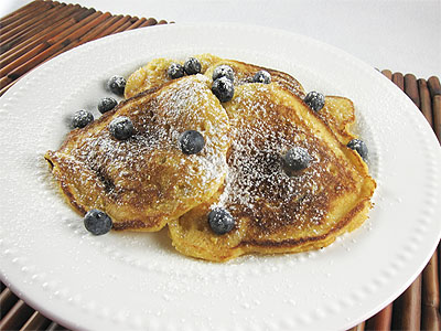 Post image for Cornmeal Blueberry Pancakes