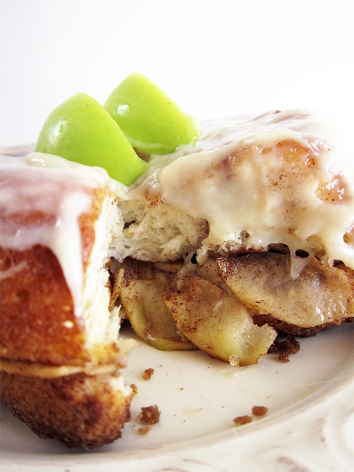 Apple Monkey Bread with Cream Cheese Frosting