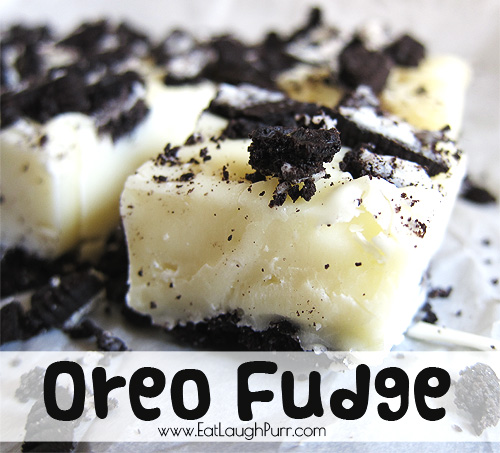 Oreo Fudge from www.EatLaughPurr.com #fudge #oreos