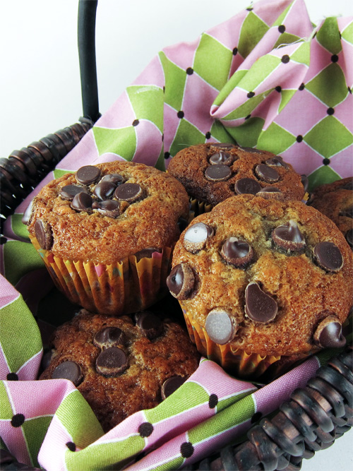 chocolate chip banana muffins