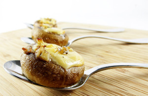 mushrooms stuffed with gouda