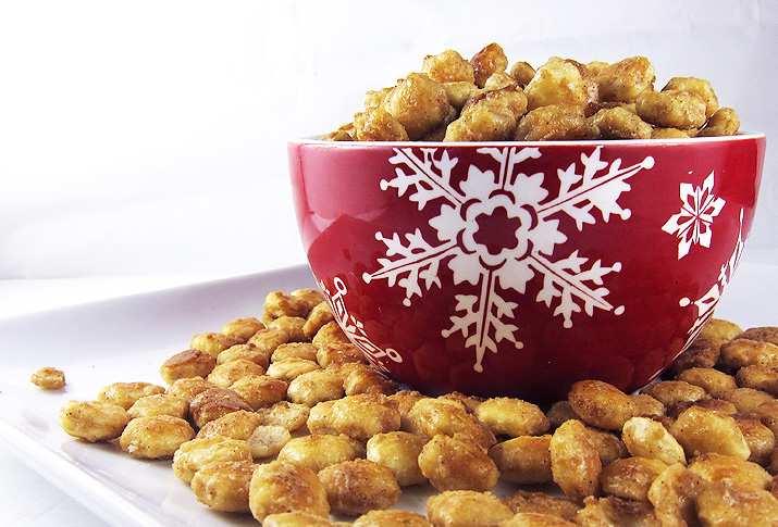 Peanut Butter Toffe Oyster Crackers