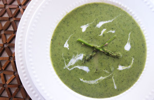Creamy Asparagus Soup | www.EatLaughPurr.com
